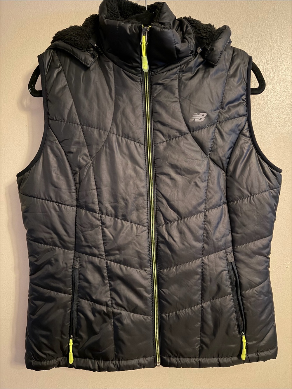 New Balance Black Sherpa-Lined Jacket with Logo Tag